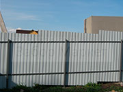 забор из профнастила, размер: высота 2,0м., длина 120 м.п.